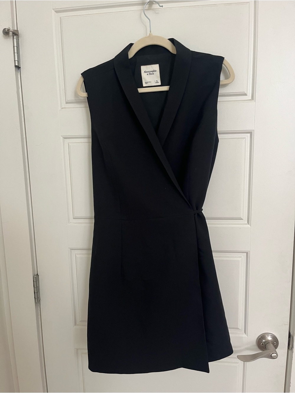 Abercrombie & Fitch Black Sleeveless Wrap Mini Dress